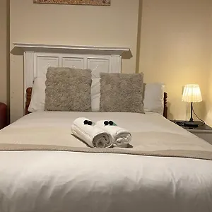 Guest house Eltham Stay